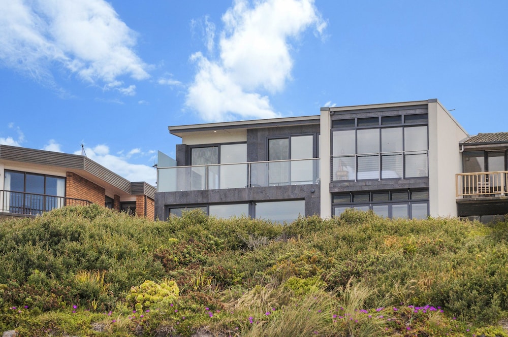 Aqua Mist Penthouse