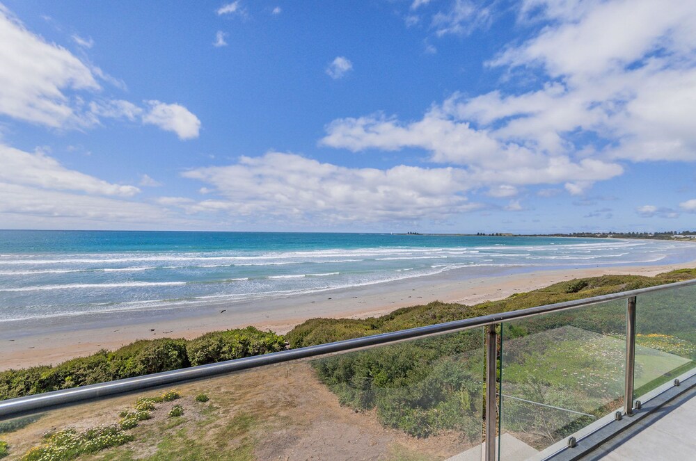 Aqua Mist Penthouse