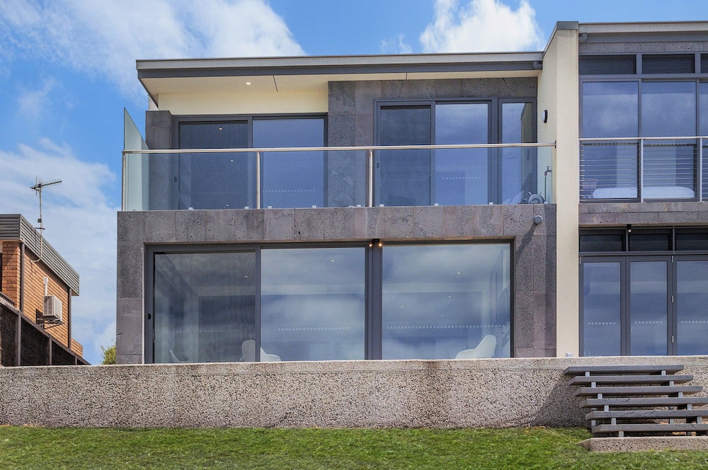 Aqua Mist Penthouse