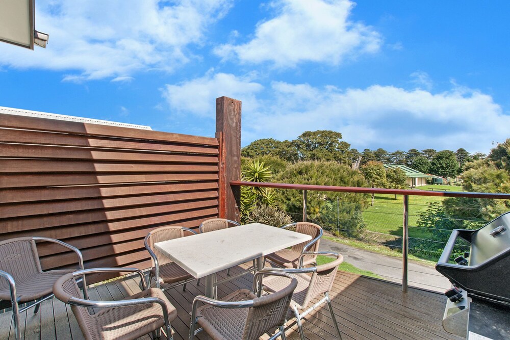 Castwood Villa 2