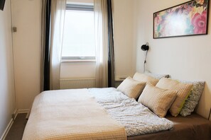 Luxury Double Room, 2 Twin Beds, Private Bathroom | Hypo-allergenic bedding, individually decorated, individually furnished