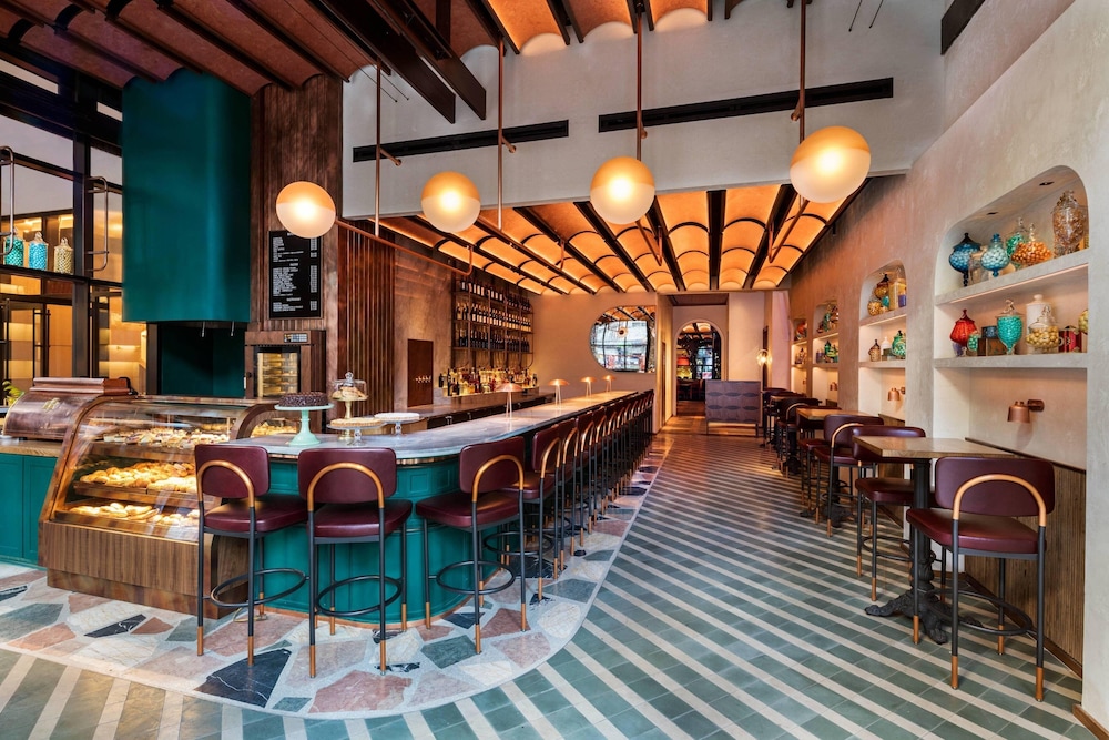 Moxy NYC Chelsea in New York Best Rates & Deals on Orbitz