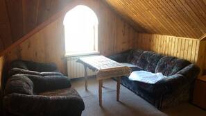 Flat-screen TV, fireplace