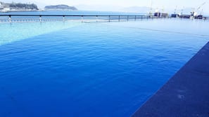 Infinity Pool