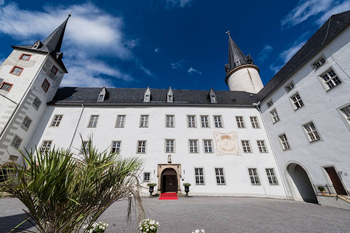 Schlosshotel Purschenstein In Neuhausen Germany Expedia