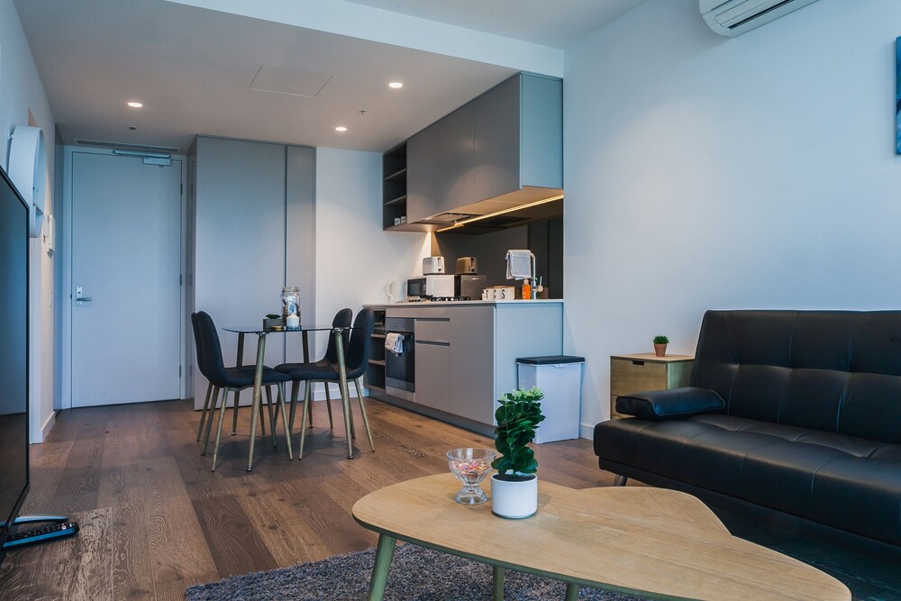 Victoria One Suites