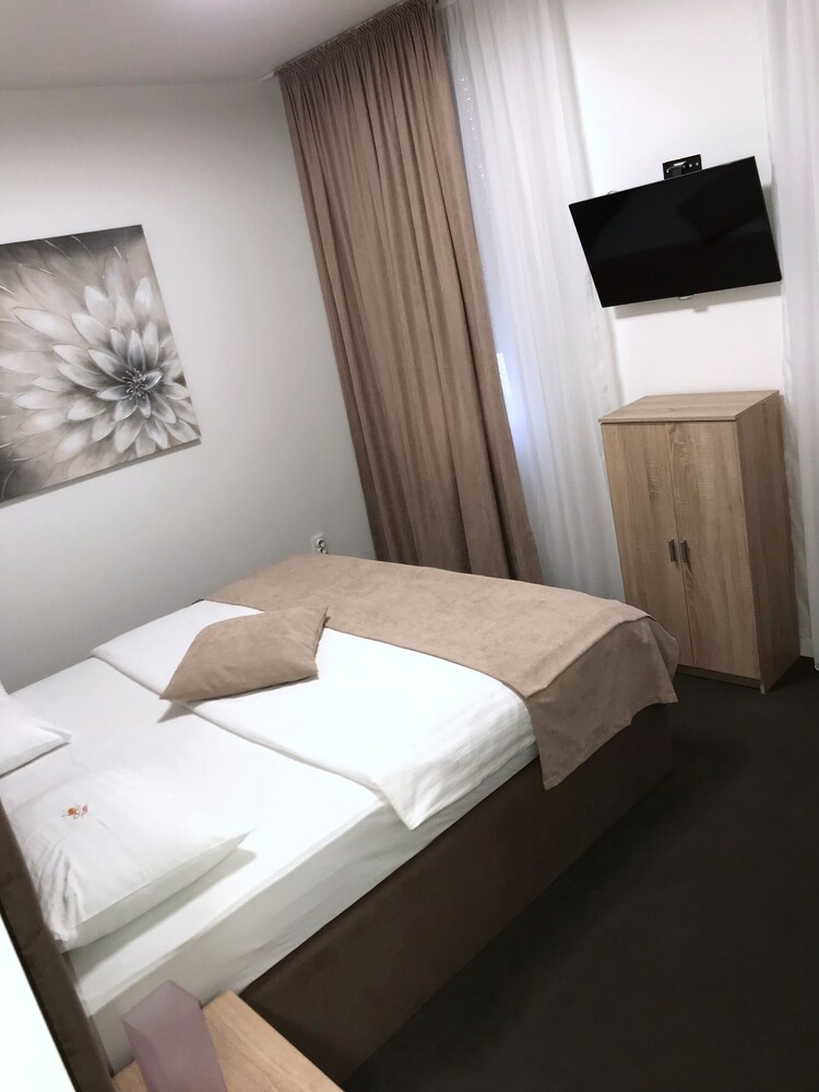 Foto - National Plus