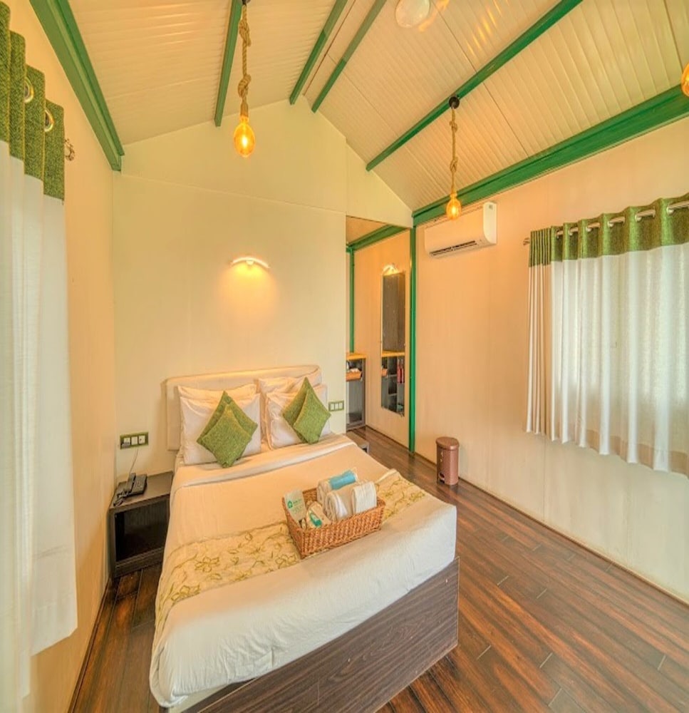 The Herb Farm AU109 Deals & Reviews (Igatpuri, IND) Wotif