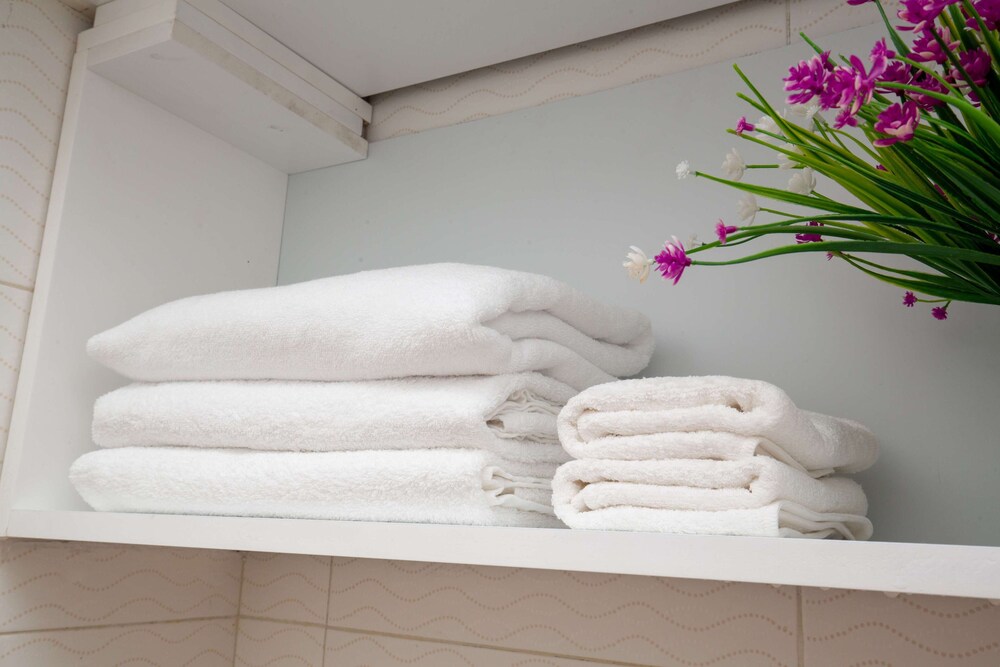 Photo - Khách sạn Thế Kỷ Mới