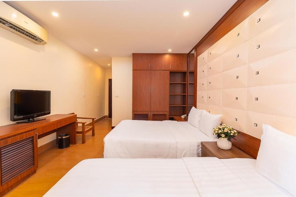 Photo - Khách sạn Thế Kỷ Mới