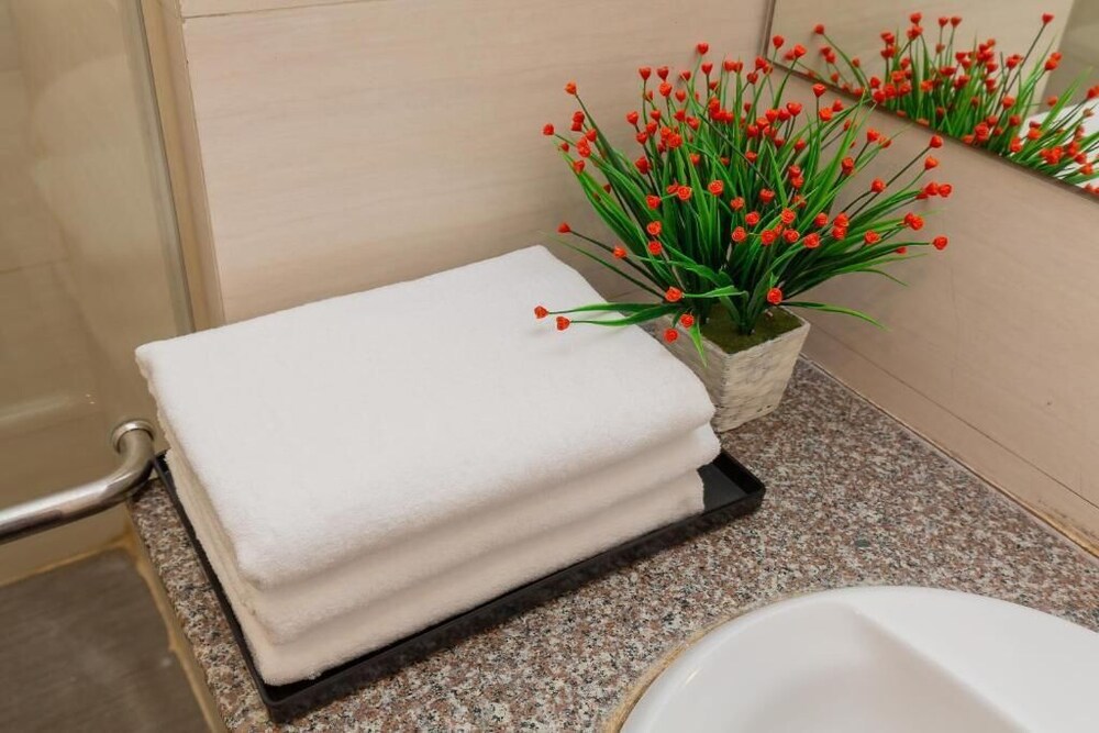 Photo - Khách sạn Thế Kỷ Mới