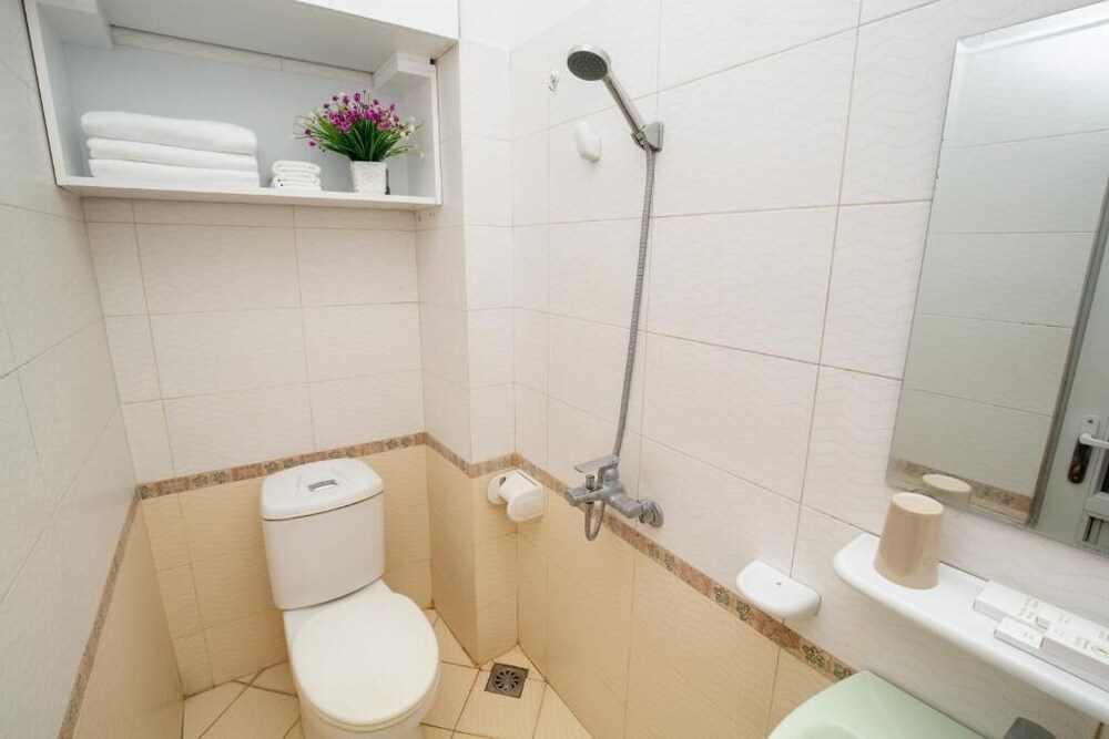 Photo - Khách sạn Thế Kỷ Mới