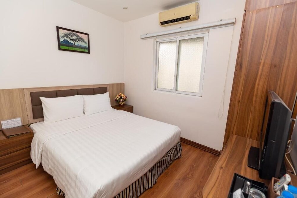 Photo - Khách sạn Thế Kỷ Mới