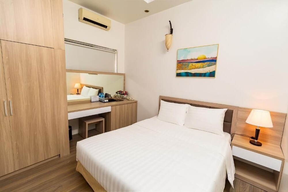 Photo - Khách sạn Thế Kỷ Mới