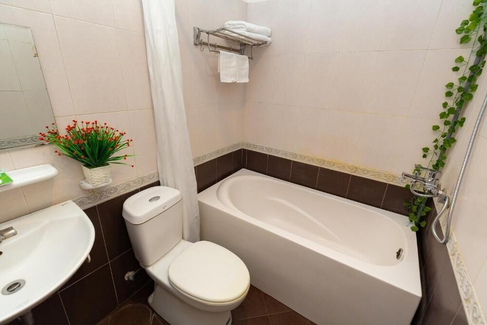 Photo - Khách sạn Thế Kỷ Mới