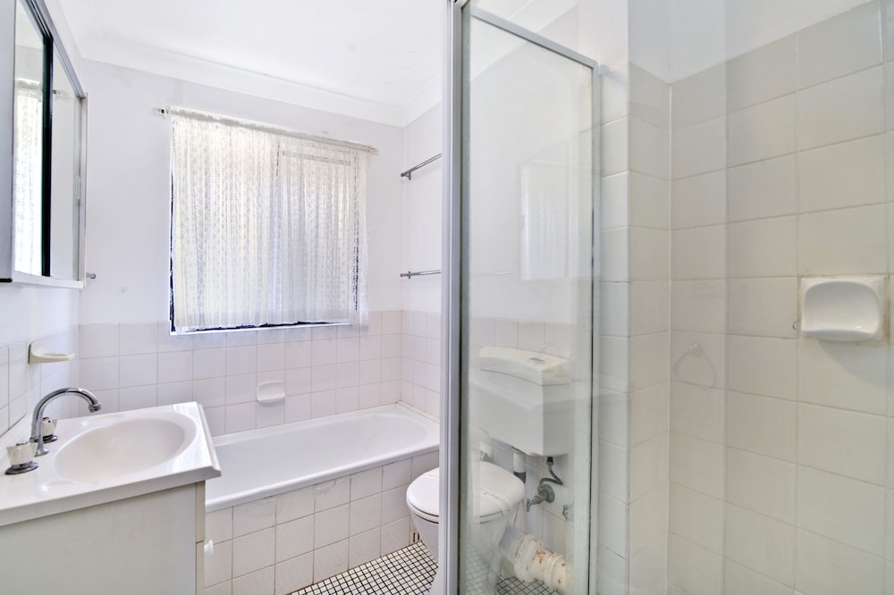 Berdella Park 25, 6 Flynn Street,