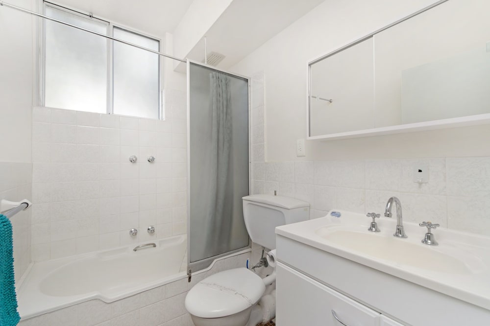 Headlands 9, 1 Clarence Street,