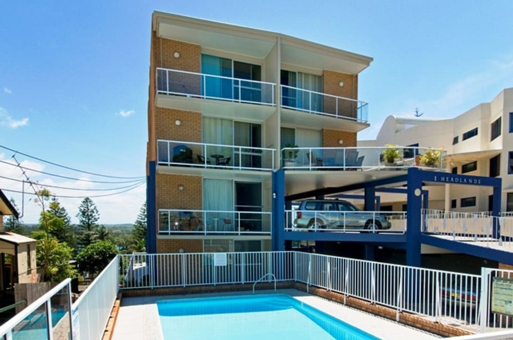 Headlands 9, 1 Clarence Street,