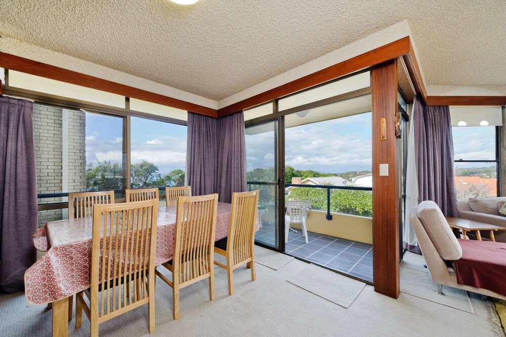 The Crest 6, 33 Pacific Drive,