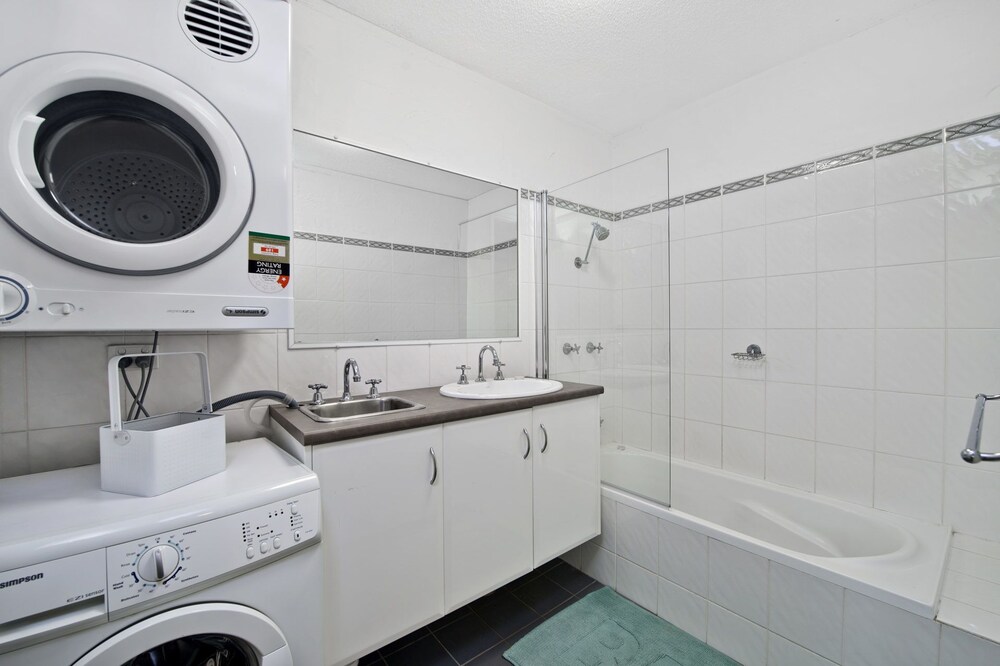 Ocean Terrace 6, 67 Pacific Drive,