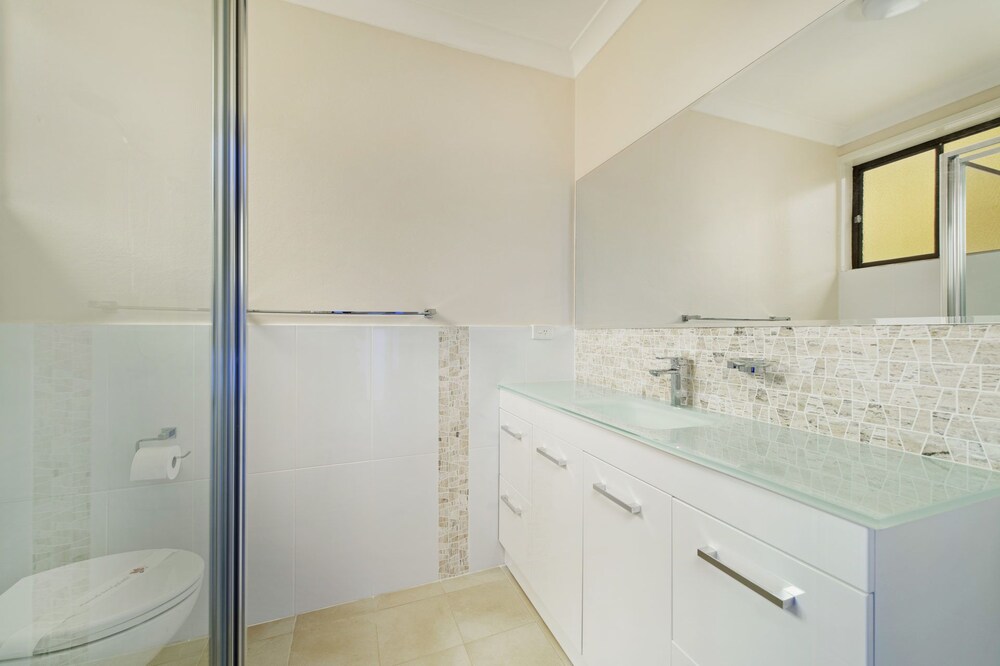 Sandpiper 9, 25 Waugh Street,