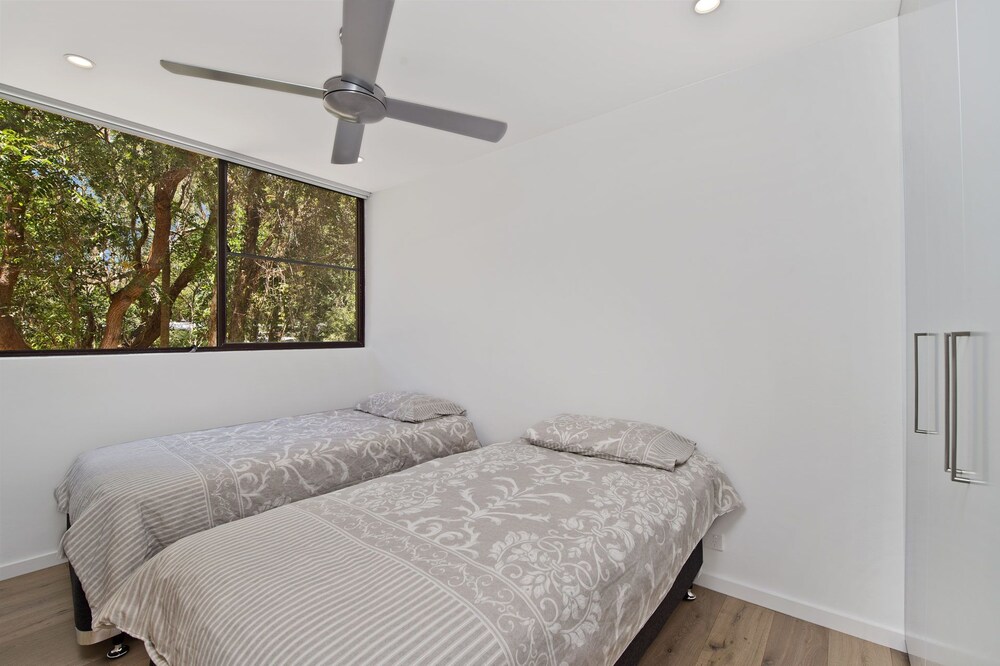 Beachpark 49, 58 Pacific Drive