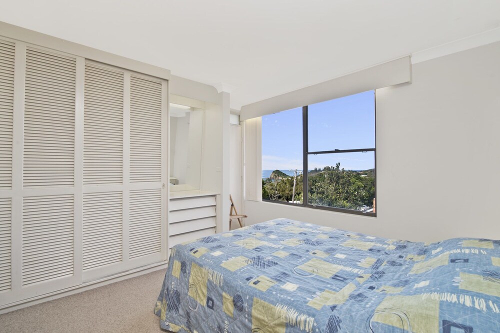 The Crest 8, 33 Pacific Drive,
