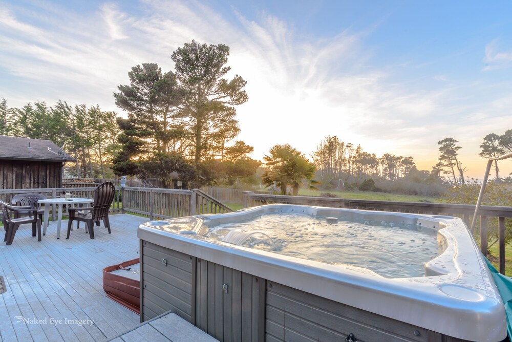 Lake Cleone Vista House In Fort Bragg Hotel Rates Reviews On