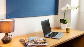 In-room business centre