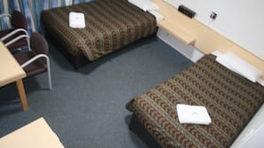 Premium bedding, desk, linens, wheelchair access