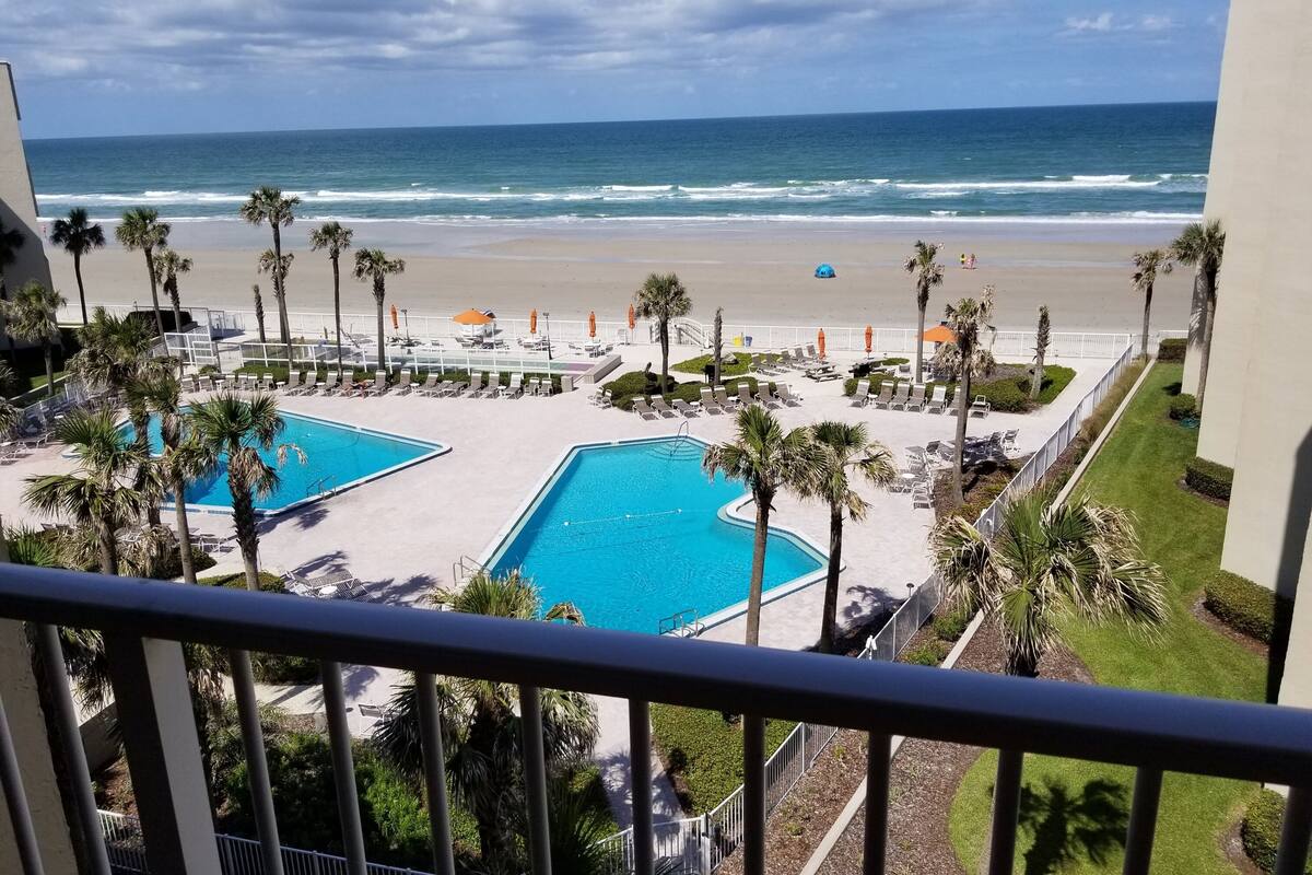 The Pelican Of New Smyrna Beach Florida In Daytona Beach Fl Expedia The Pelican Of New Smyrna Beach Florida In Daytona Beach Fl Expedia