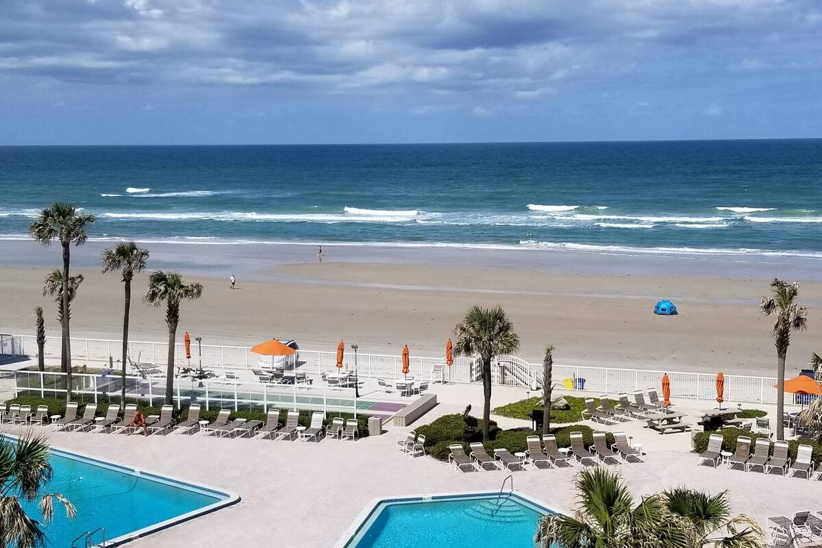 The Pelican Of New Smyrna Beach Florida In Daytona Beach Fl Expedia