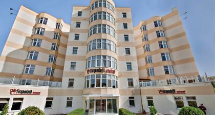 Tiryandafil Hotel