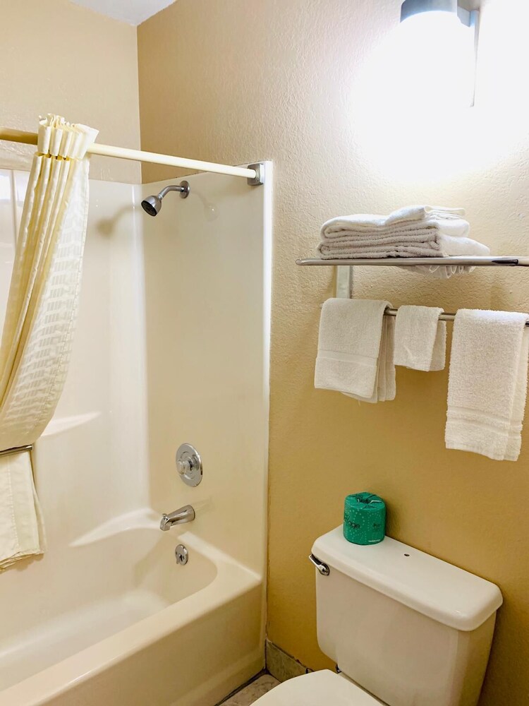 Owensville Motor Inn Reviews, Photos & Rates