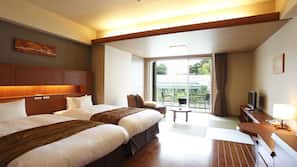 In-room safe, blackout drapes, free WiFi, linens