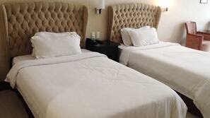 In-room safe, free WiFi