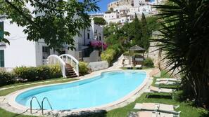 Piscina all'aperto