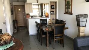 Sala de jantar (no quarto)