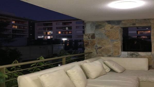 TV com canais a cabo