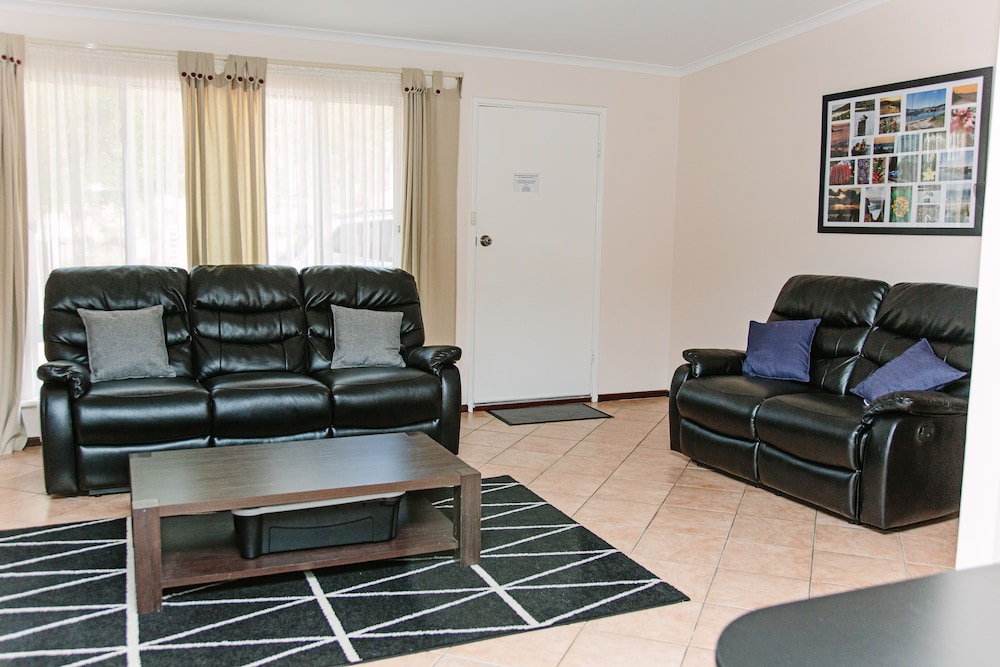 Middleton Mews Unit 7