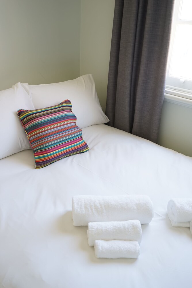 Rosehill Hotel