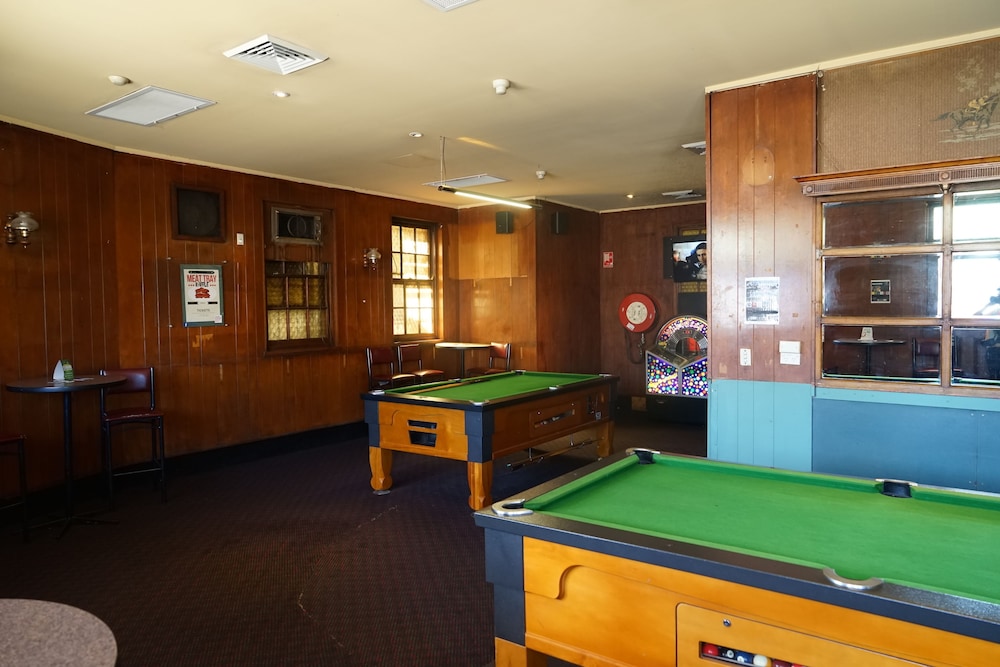 Sports bar, Rosehill Hotel