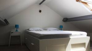 1 bedroom, linens