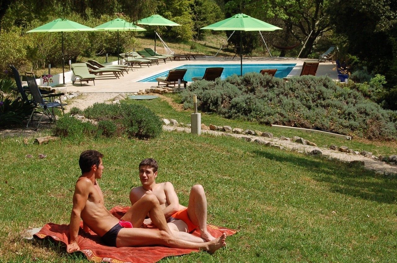 The Lotus Tree- Gay Guesthouse in Montclus in Montclus, France