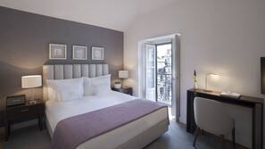 In-room safe, soundproofing, free WiFi, linens