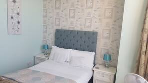 Iron/ironing board, free WiFi, linens