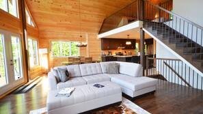 Flat-screen TV, fireplace