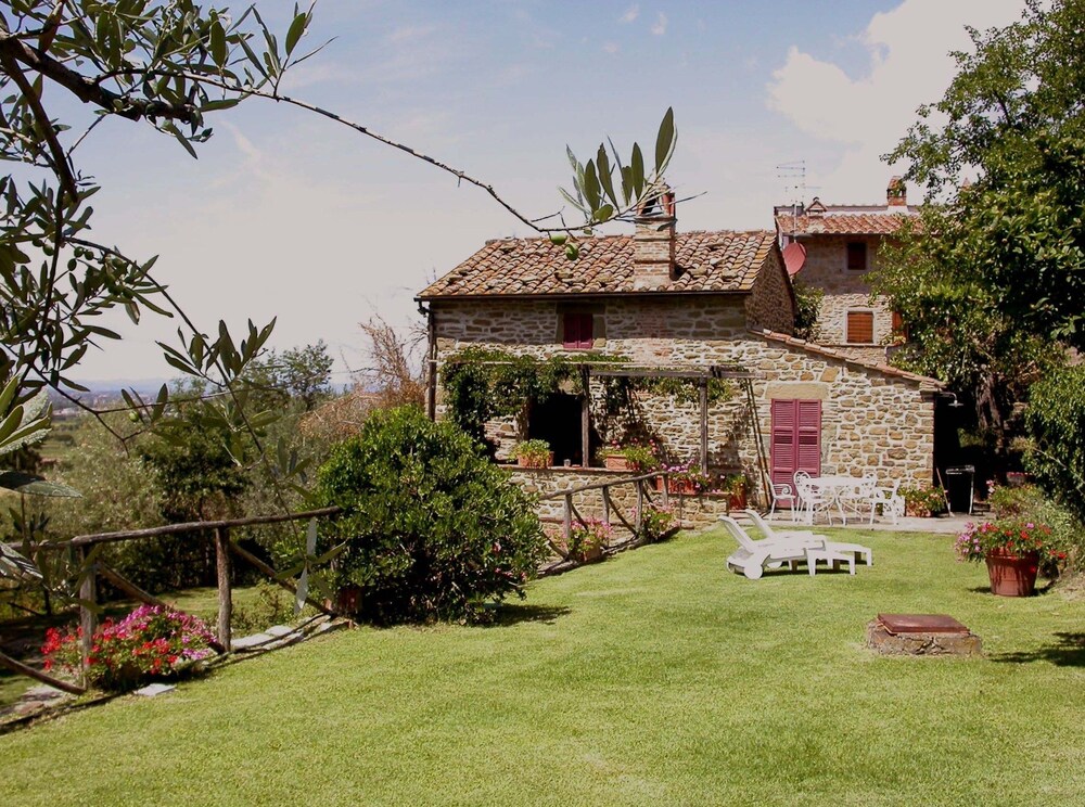 Casa Fontelunga in Cortona, Italy