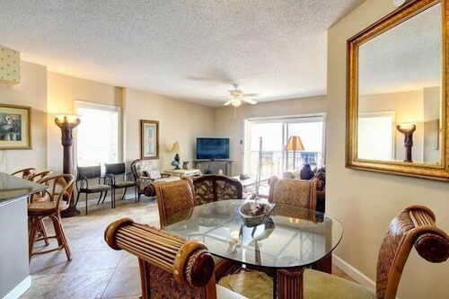 3 Bedroom Condo in Gulf Shores (1021 West Beach Blvd) in Gulf Shores, United States