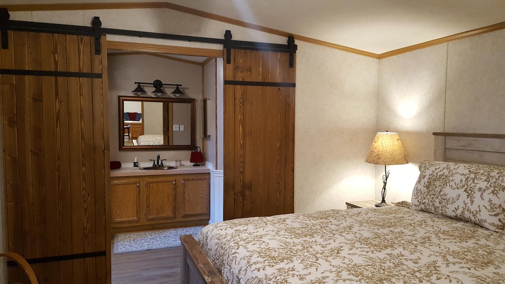 Great Location Clean Cozy Country Get Away Close To Mohican